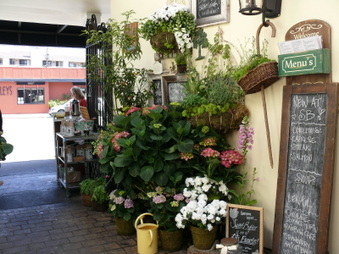 Enlarge photo 28