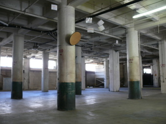 Enlarge photo 19