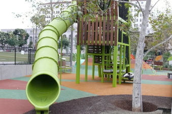Grand Ave Park