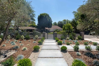 Enlarge photo 45