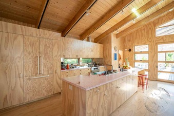 Enlarge photo 14