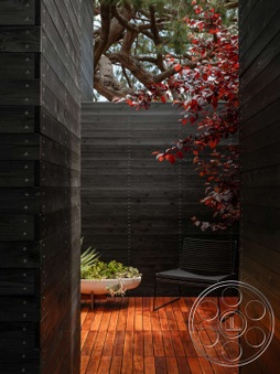 Enlarge photo 24