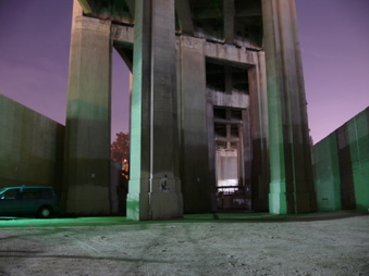 Under 6th St Bridge