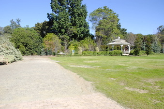 Enlarge photo 15