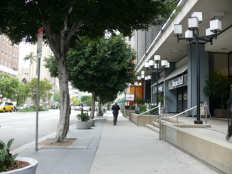Enlarge photo 19
