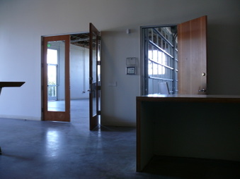 Enlarge photo 79