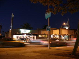Washington  Blvd