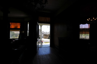 Enlarge photo 12