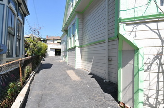 Enlarge photo 68