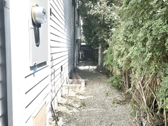 Enlarge photo 56