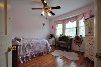 Enlarge photo 46