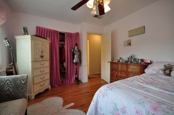 Enlarge photo 47