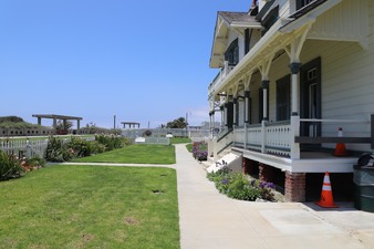 Enlarge photo 16