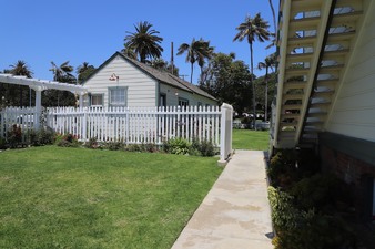 Enlarge photo 28