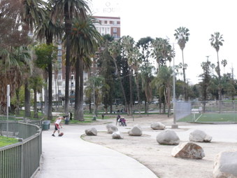 Enlarge photo 3
