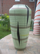 Enlarge photo 136
