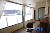 Enlarge photo 19