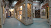 Enlarge photo 33