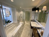 Enlarge photo 38