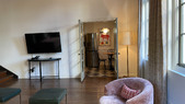 Enlarge photo 69