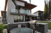 Enlarge photo 54