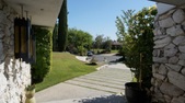 Enlarge photo 18