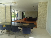 Enlarge photo 46