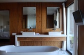 Enlarge photo 74