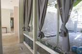 Enlarge photo 33