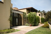 Enlarge photo 1
