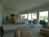 Enlarge photo 68