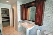 Enlarge photo 68