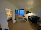 Enlarge photo 33