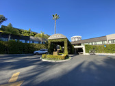 LUXE Hotel Brentwood