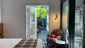 Enlarge photo 37