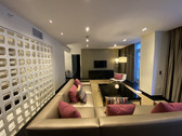 Enlarge photo 37