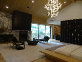 Enlarge photo 83