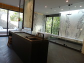 Enlarge photo 92