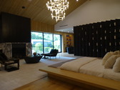 Enlarge photo 88