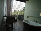 Enlarge photo 104