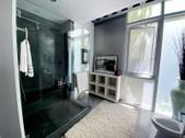 Enlarge photo 56