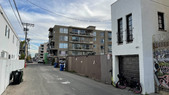 Enlarge photo 54