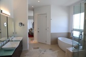 Enlarge photo 49