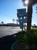 TOWN HOUSE MOTEL