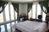 Enlarge photo 95