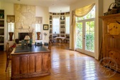 Enlarge photo 44