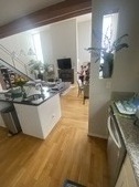Enlarge photo 75