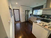 Enlarge photo 33