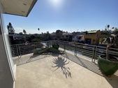 Enlarge photo 33
