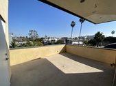 Enlarge photo 37